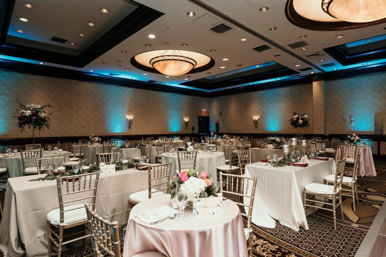 Crowne Plaza Providence-Warwick Exterior foto