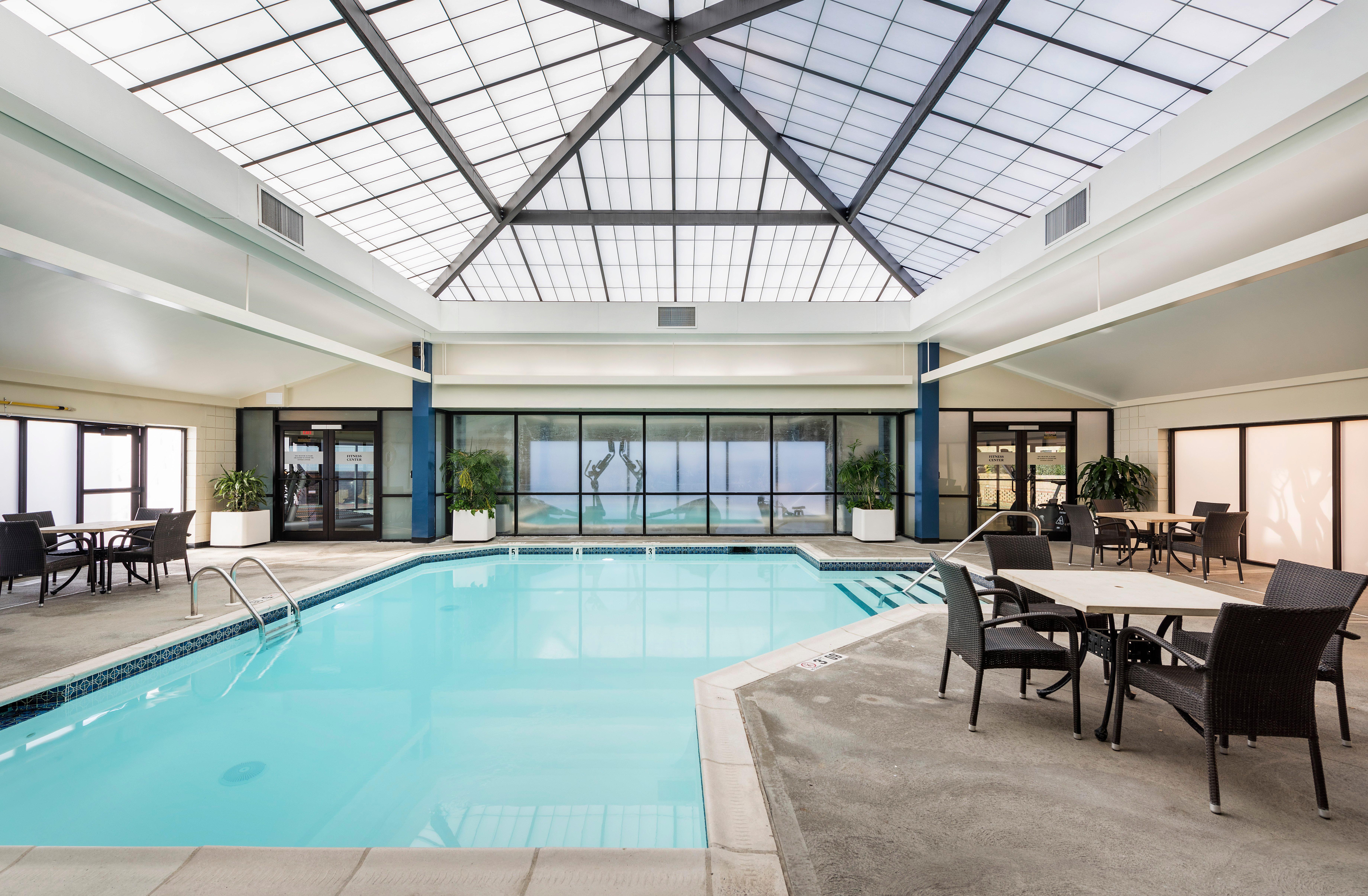 Crowne Plaza Providence-Warwick Exterior foto